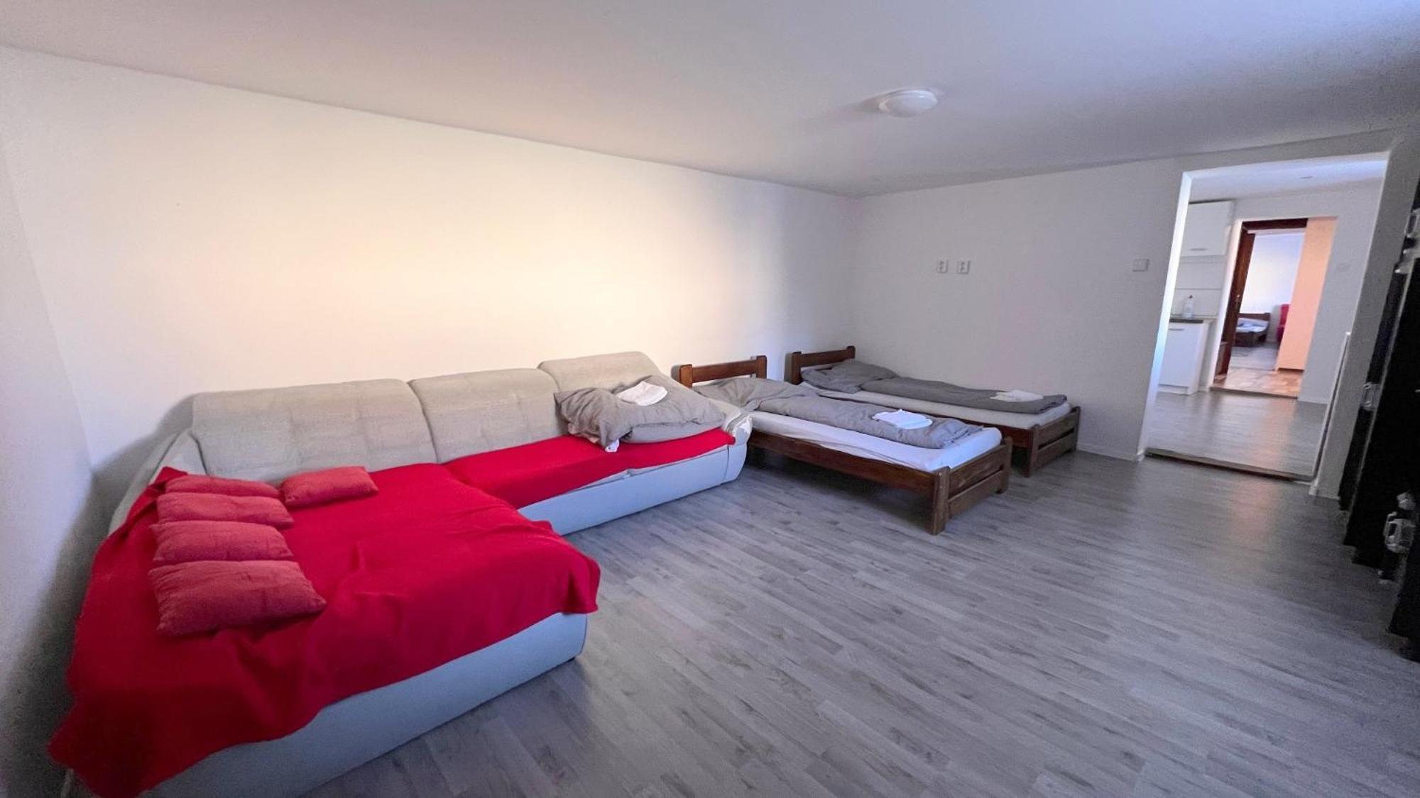 Apartmanovy Dom Pri Bratislave * Senec